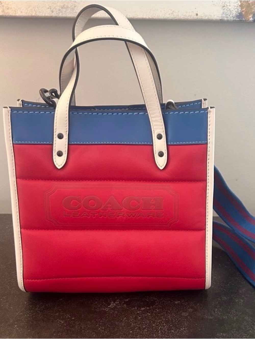 Coach Field Tote 22